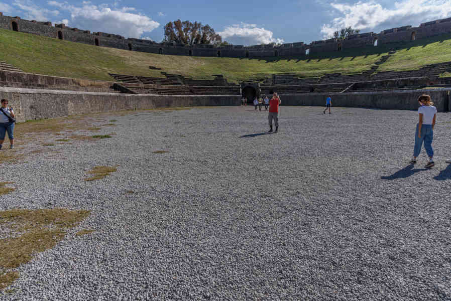 055 - Italia - Pompeya - parque arqueológico de Pompeya - Anfiteatro.jpg